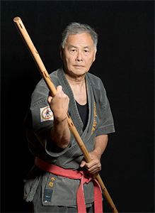 Hanshi Tetsuhiro Hokama